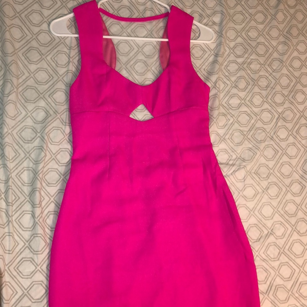 pink dress